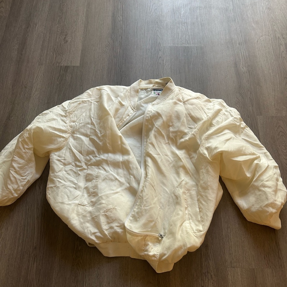 Cream Bomber Jacket Details Express, has some stains inside that don't show out